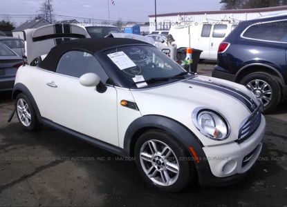 Отчет о транспортном средстве для VIN WMWSY1C57CT311861 - изображение 1