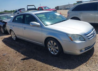 Raport pojazdu dla VIN 4T1BK36B95U047763 - Obraz 1