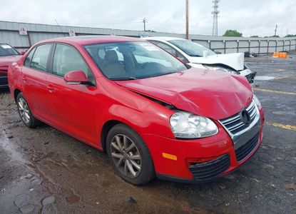 Raport pojazdu dla VIN 3VWRX7AJ6AM158664 - Obraz 1