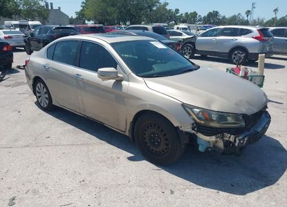 Informe del vehículo para VIN 1HGCR2F77EA265410 - Imagen 1