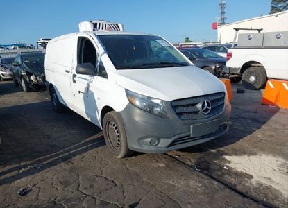 Informe del vehículo para VIN WD3PG2EA2H3222972 - Imagen 1