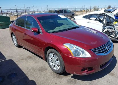 Vehicle Report for VIN 1N4AL2AP5AN555958 - Image 1