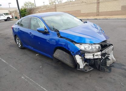 Raport pojazdu dla VIN 2HGFC2F51JH527351 - Obraz 1