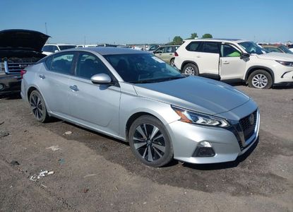 Vehicle Report for VIN 1N4BL4DV7MN413139 - Image 1