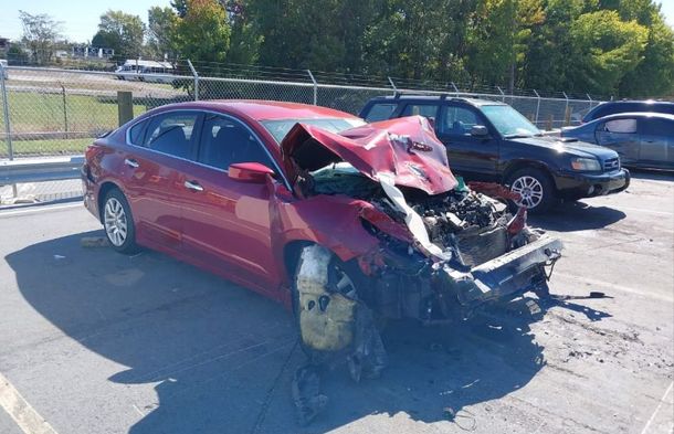 Informe del vehículo para VIN 1N4AL3AP5JC238506 - Imagen 1