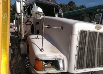 تقرير المركبة لـ VIN 1XPCD69X4YN517884 - الصورة 1