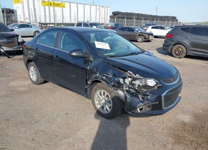 Informe del vehículo para VIN 1G1JD5SG2J4117386 - Imagen 1