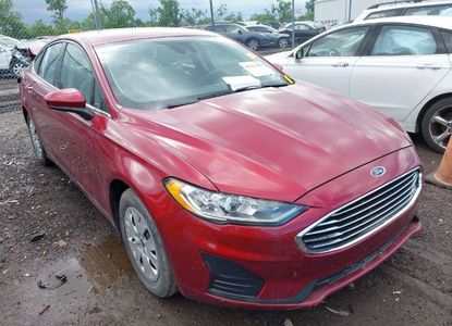 Raport pojazdu dla VIN 3FA6P0G76KR233267 - Obraz 1