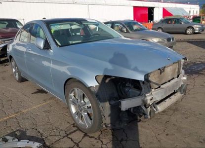 Informe del vehículo para VIN 55SWF4JB1FU048602 - Imagen 1