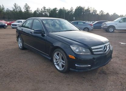 Vehicle Report for VIN WDDGF4HB1DR250574 - Image 1