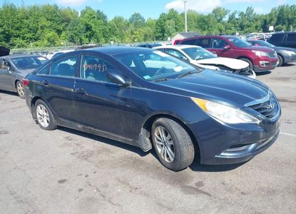 Vehicle Report for VIN 5NPEB4AC7CH385502 - Image 1