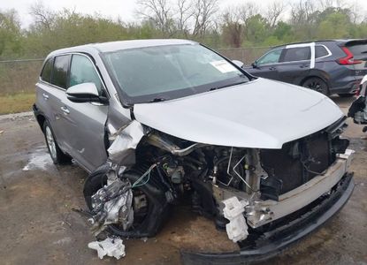 Informe del vehículo para VIN 5TDZARFH4GS022855 - Imagen 1