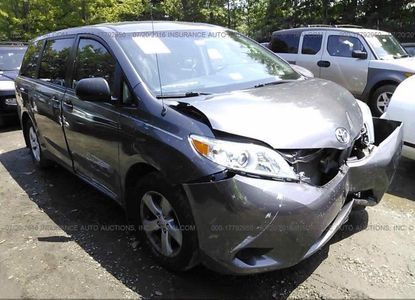 Vehicle Report for VIN 5TDKA3DC9CS011298 - Image 1