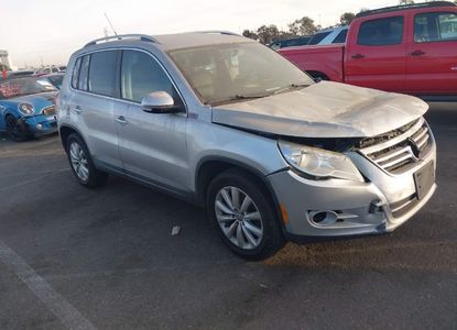 Raport pojazdu dla VIN WVGAV7AX4BW528677 - Obraz 1