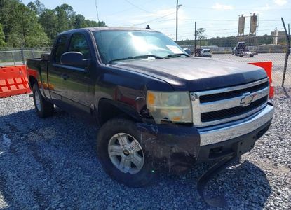 Vehicle Report for VIN 2GCEC19JX81175869 - Image 1