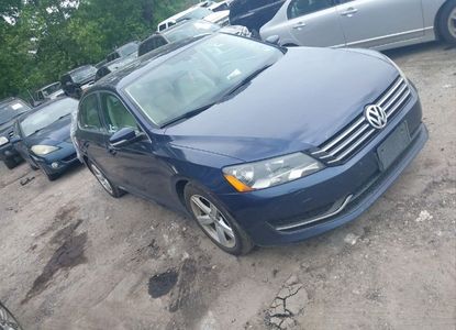 Vehicle Report for VIN 1VWBH7A3XDC003329 - Image 1