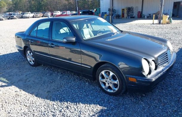 Informe del vehículo para VIN WDBJF65J32B458693 - Imagen 1