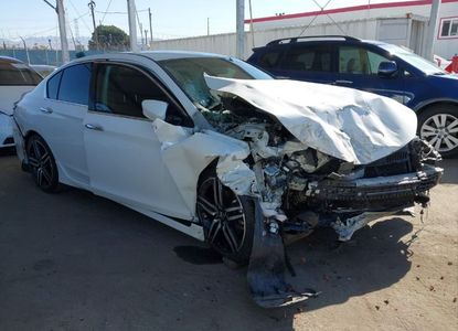 Informe del vehículo para VIN 1HGCR2F59HA261569 - Imagen 1