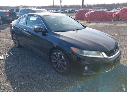 Vehicle Report for VIN 1HGCT2B84FA005323 - Image 1