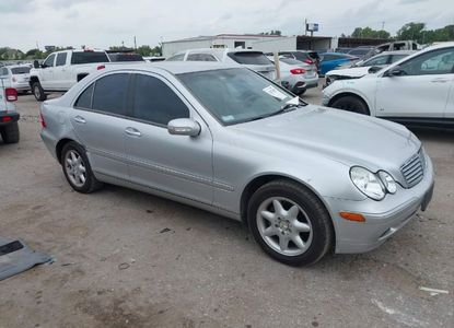 Vehicle Report for VIN WDBRF61J33F316315 - Image 1