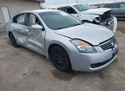 Vehicle Report for VIN 1N4AL21E98C116122 - Image 1