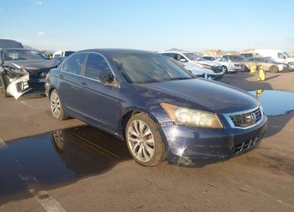 Informe del vehículo para VIN 1HGCP2F3XAA196936 - Imagen 1