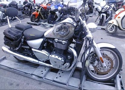 Звіт про транспортний засіб для VIN SMTB00TL0AJ422054 – зображення 1