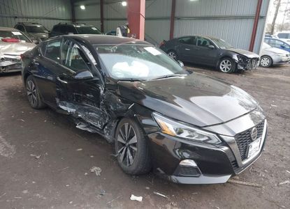 Vehicle Report for VIN 1N4BL4DV4NN396009 - Image 1