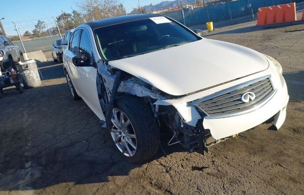 Informe del vehículo para VIN JN1CV6AR8BM356659 - Imagen 1