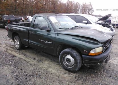 Fahrzeugbericht für VIN 1B7FL26X0YS527859 – Bild 1