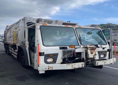 Raport pojazdu dla VIN 1M2AU02CXFM009365 - Obraz 1