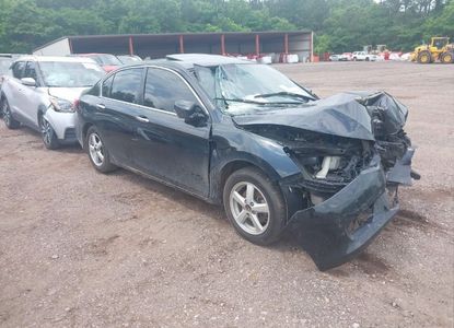 Informe del vehículo para VIN 1HGCR2F71DA228917 - Imagen 1