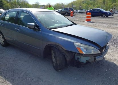 Raport pojazdu dla VIN 1HGCM56477A128749 - Obraz 1