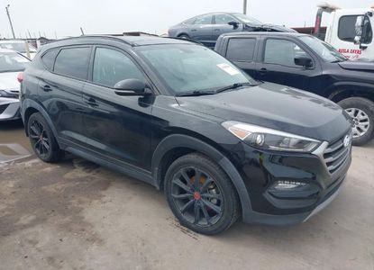 Raport vehicul pentru VIN KM8J33A25HU528713 - Imaginea 1