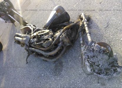 Fahrzeugbericht für VIN JS1VV71L4F2103583 – Bild 1