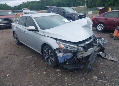 Vehicle Report for VIN 1N4BL4DV5MN408151 - Image 1