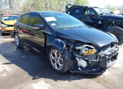 Vehicle Report for VIN 1FADP3N22EL453329 - Image 1