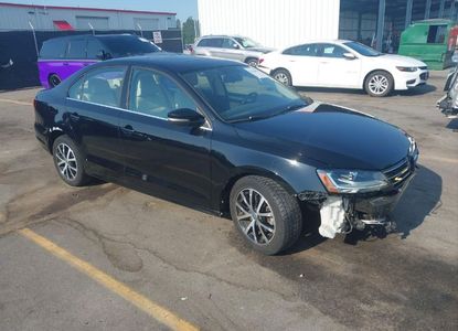 Fahrzeugbericht für VIN 3VWDB7AJ7HM258579 – Bild 1