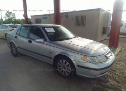 Raport vehicul pentru VIN YS3EB49EX33031810 - Imaginea 1