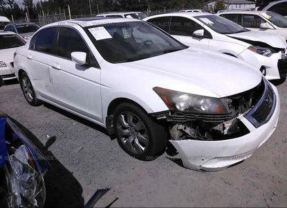 ავტომობილის ანგარიში VIN 1HGCP26848A044303 -ისთვის - სურათი 1