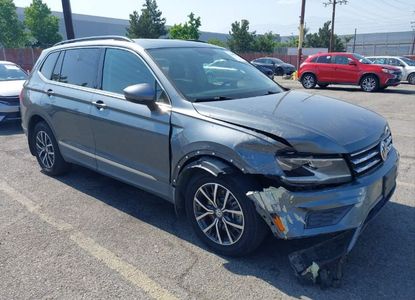 Vehicle Report for VIN 3VV3B7AX8LM021631 - Image 1