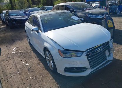 Raport pojazdu dla VIN WAUBFGFF8F1085777 - Obraz 1