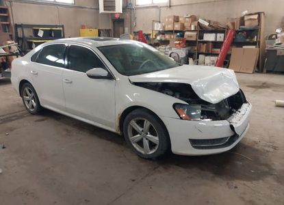 Raport vehicul pentru VIN 1VWBP7A3XCC047638 - Imaginea 1