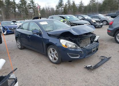 Informe del vehículo para VIN YV1612FH0D2204642 - Imagen 1