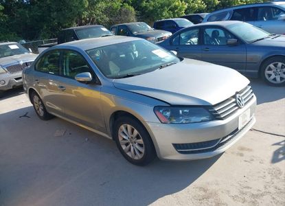 Vehicle Report for VIN 1VWAH7A35CC026625 - Image 1