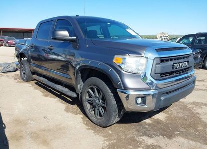 Vehicle Report for VIN 5TFDW5F17HX652047 - Image 1