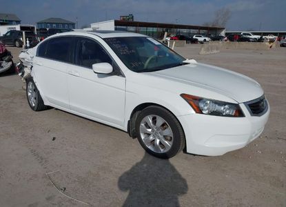 Raport pojazdu dla VIN 1HGCP26899A112144 - Obraz 1