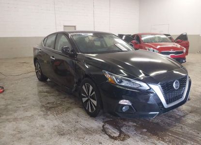 Vehicle Report for VIN 1N4BL4EV6LC149372 - Image 1