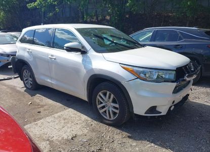 Raport pojazdu dla VIN 5TDBKRFH6FS094959 - Obraz 1