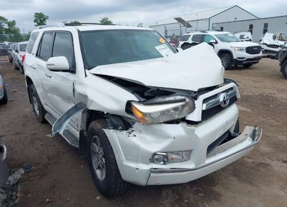 Vehicle Report for VIN JTEZU5JR7D5062828 - Image 1